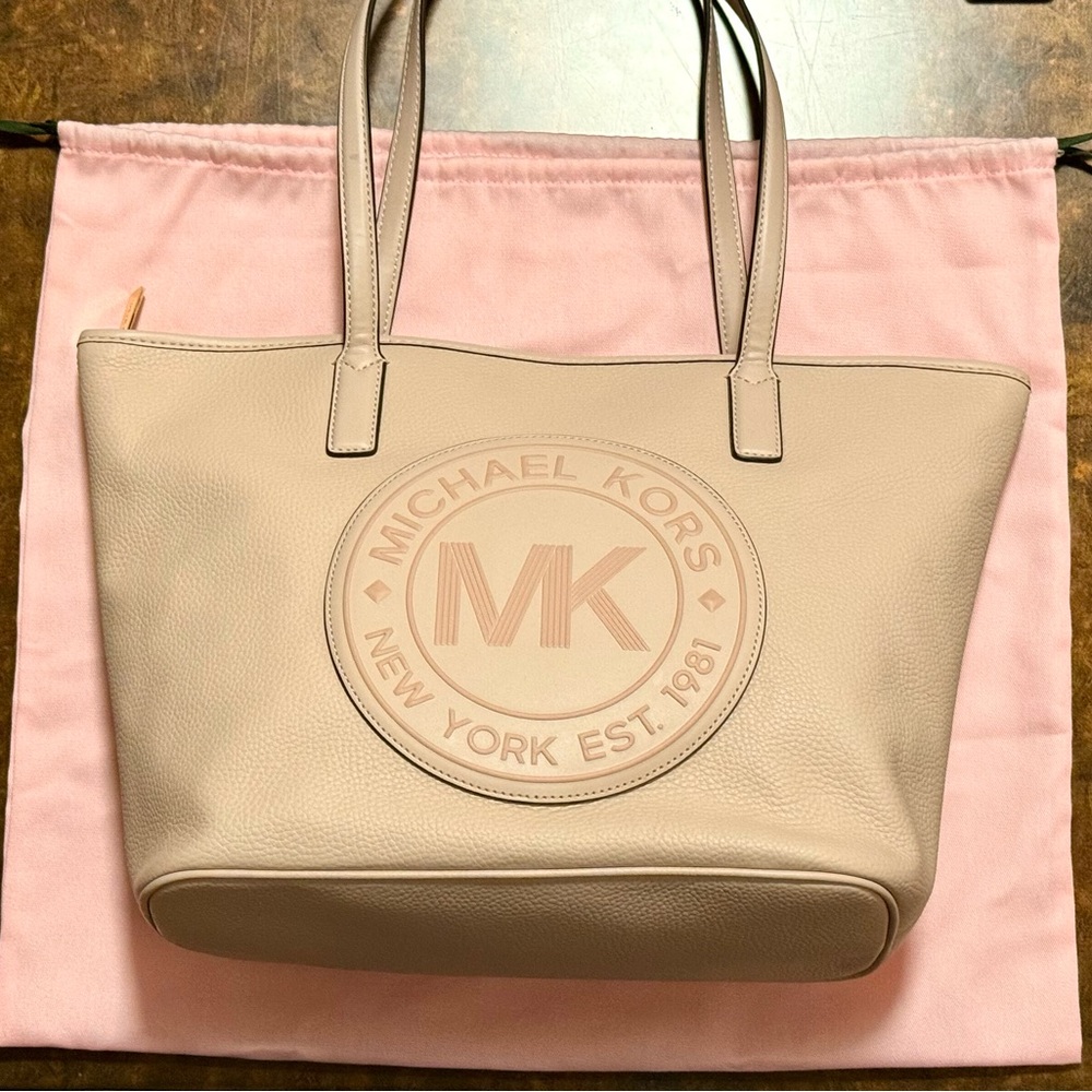 Michael Kors Beige Logo Tote